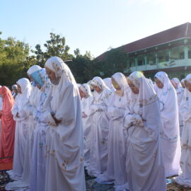 Salat Iduladha Perdana Santri Annuqayah di Pondok