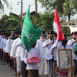 HUT 75 RI: Khidmat Santri Untuk NKRI